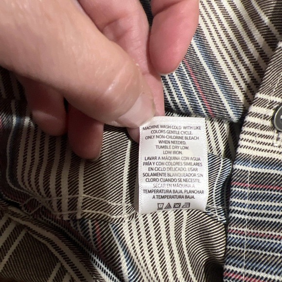 Swiss tech men’s shirt size medium long sleeve button up pockets south... - Picture 8 of 8